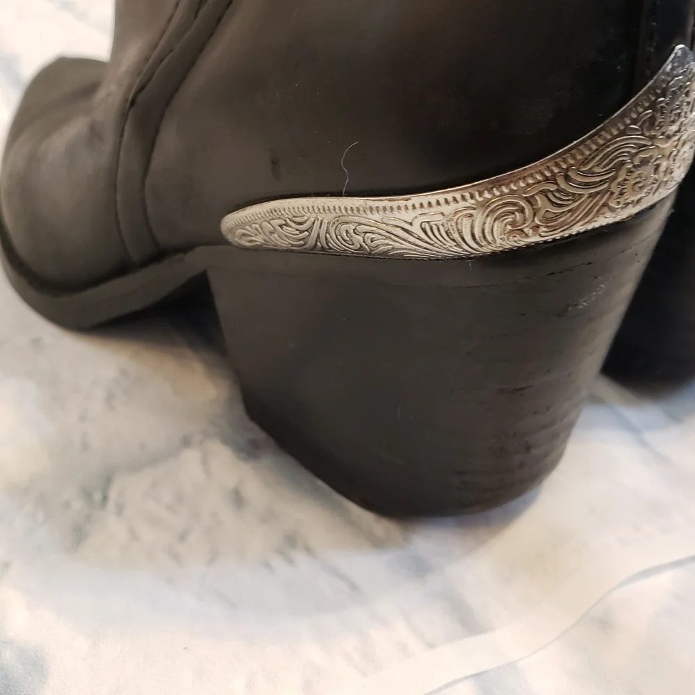 Jeffrey Campbell Black Cromwell Booties size 7 - Picture 9 of 15